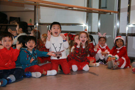 CHRISTMAS PERFORMANCE